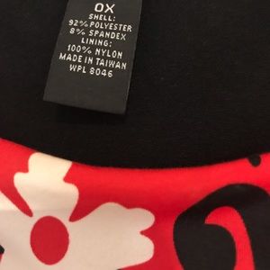 Black and red sleeveless A line dress